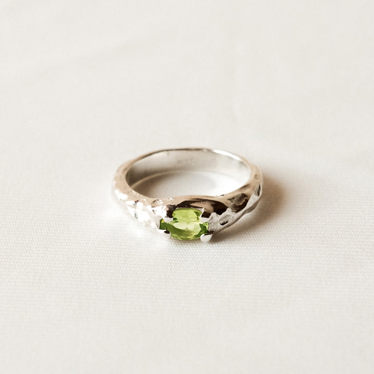 Almos Ring