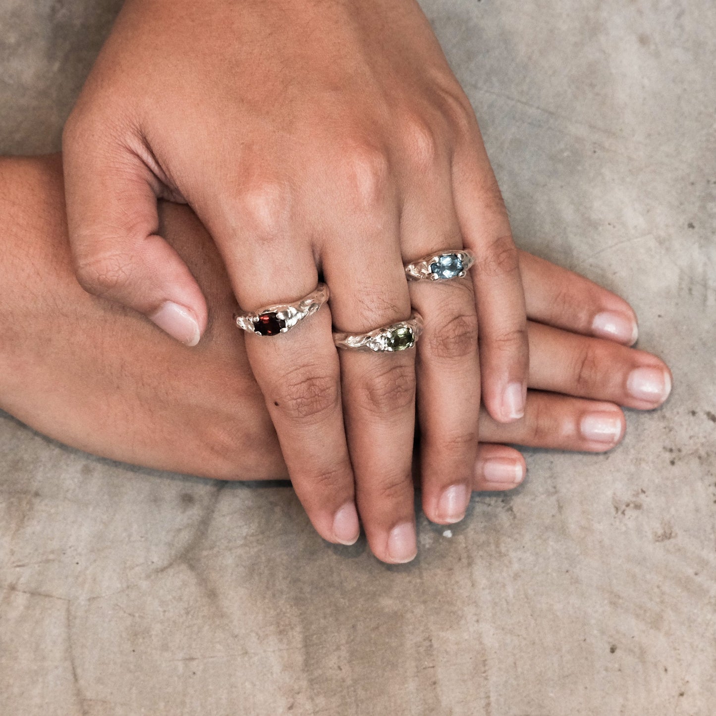 Almos Ring