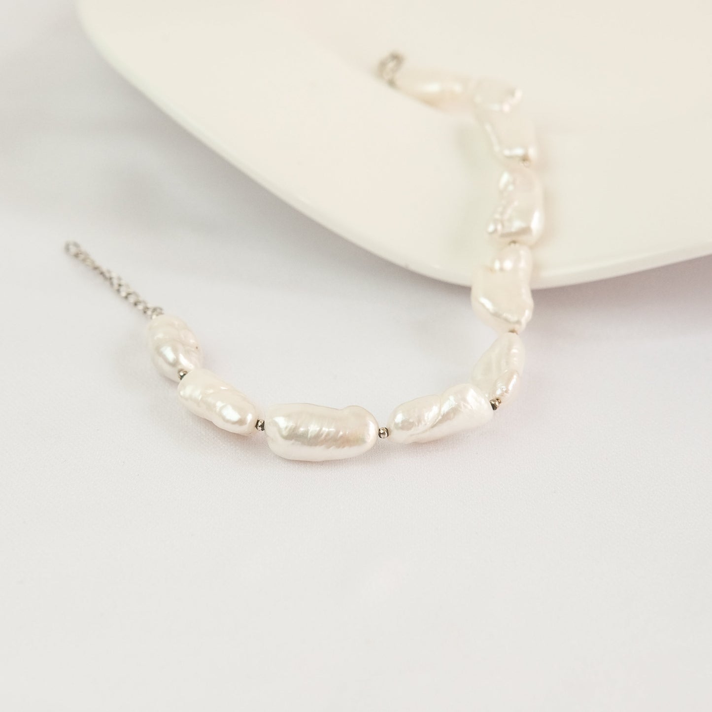 Biwa Pearl Bracelet