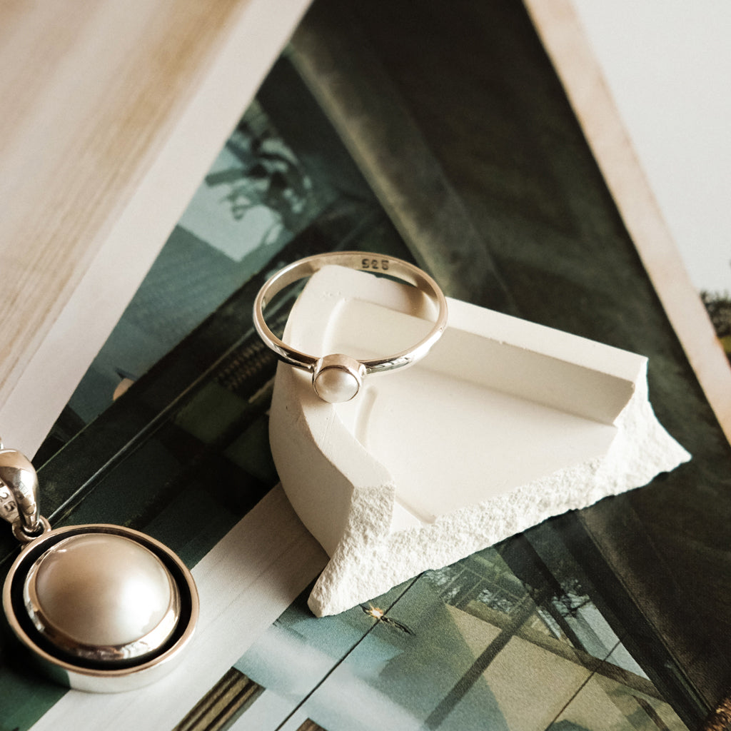 Lenora Ring