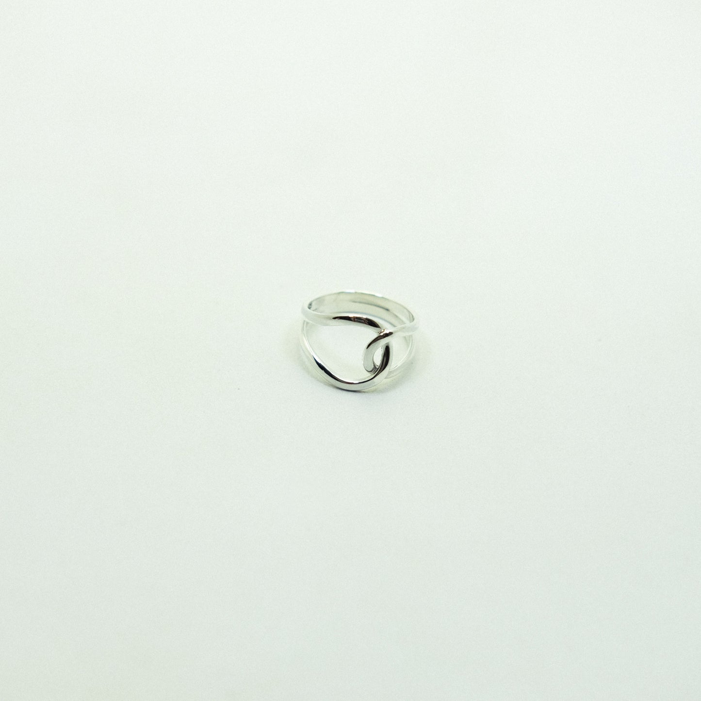 Demi Ring