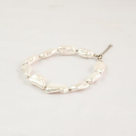 Biwa Pearl Bracelet