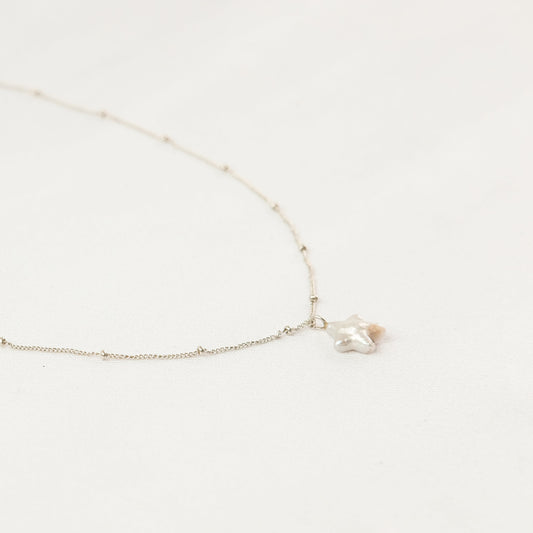Suri Necklace - Star Pearl Necklace