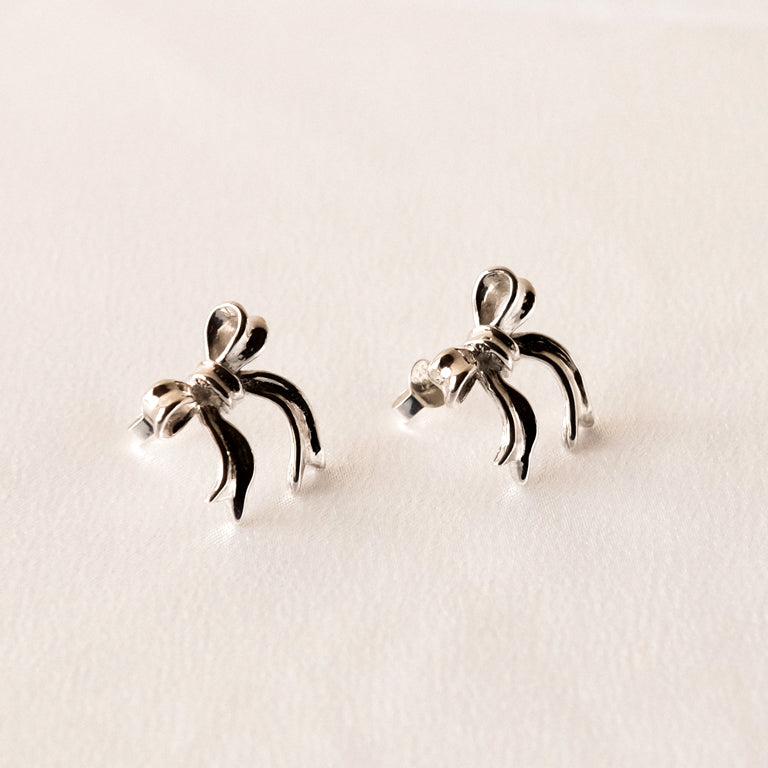 Ribbon Stud Earrings