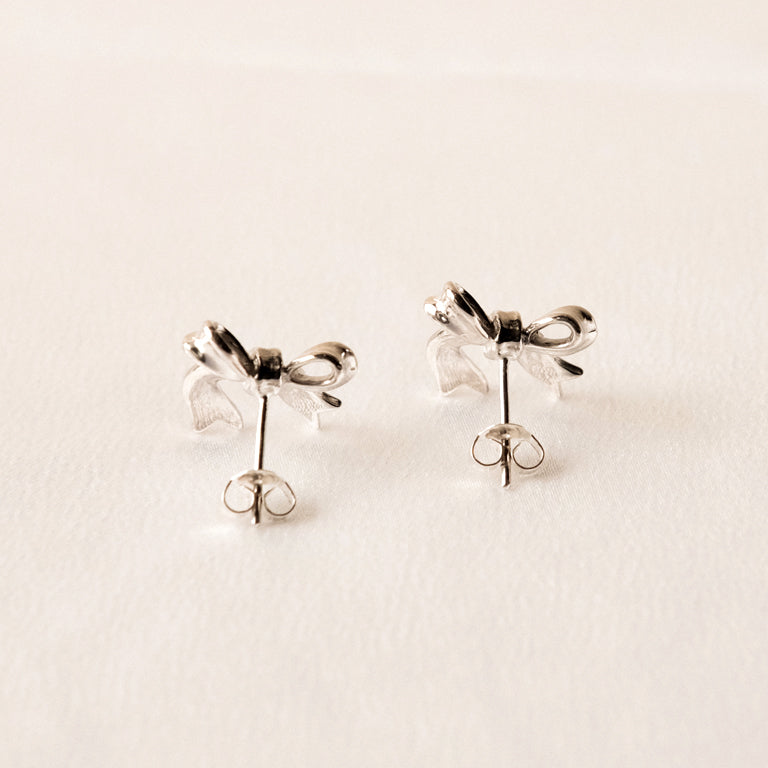 Ribbon Stud Earrings