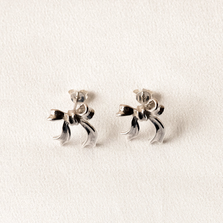 Ribbon Stud Earrings