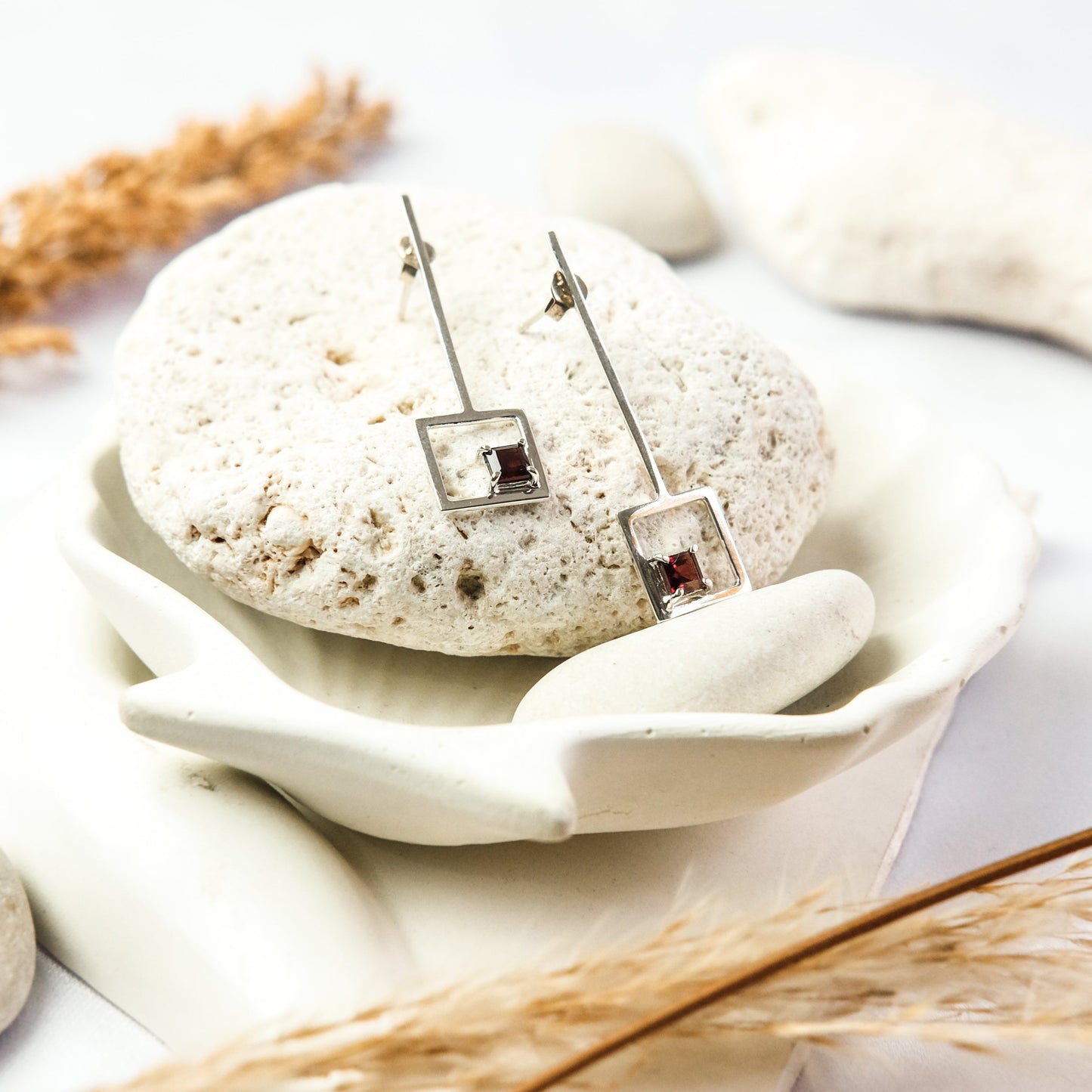 Nayo Earrings